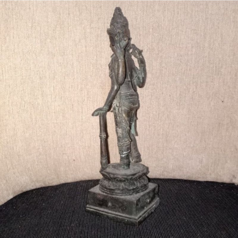 Patung Perunggu Dewa Wisnu