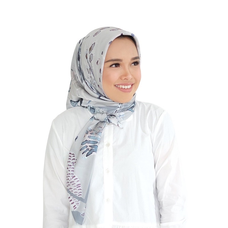 Buttonscarves Le Costa in Khaki (As is)