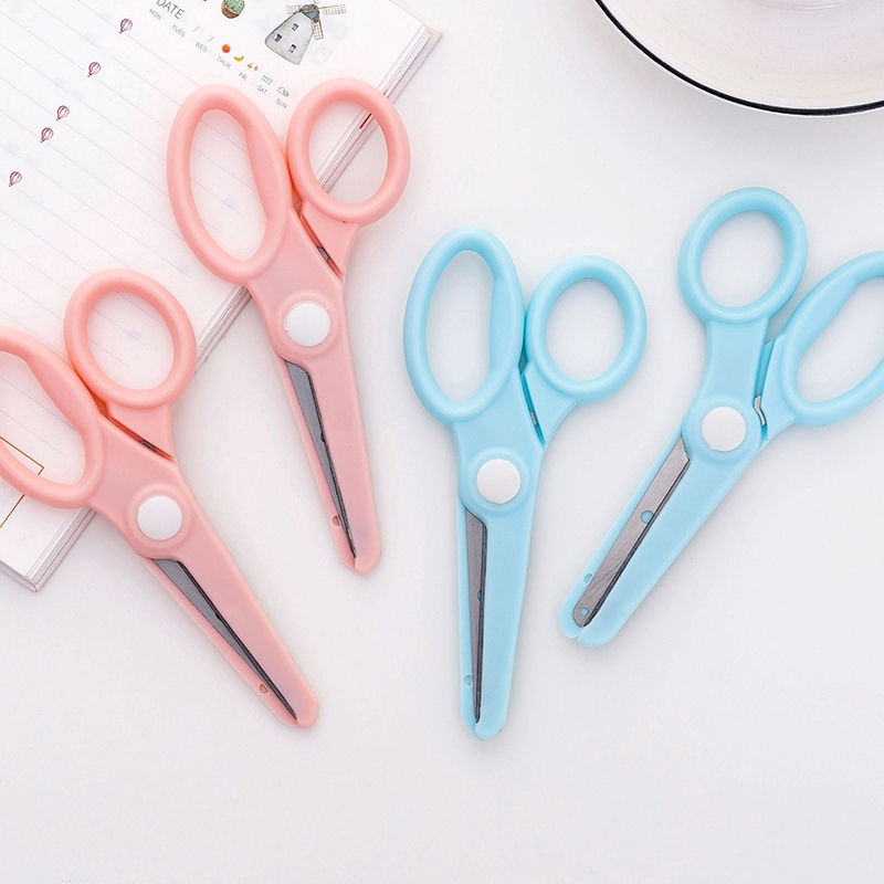 Gunting Kecil Warna Permen Bahan Plastik Aman Untuk Anak