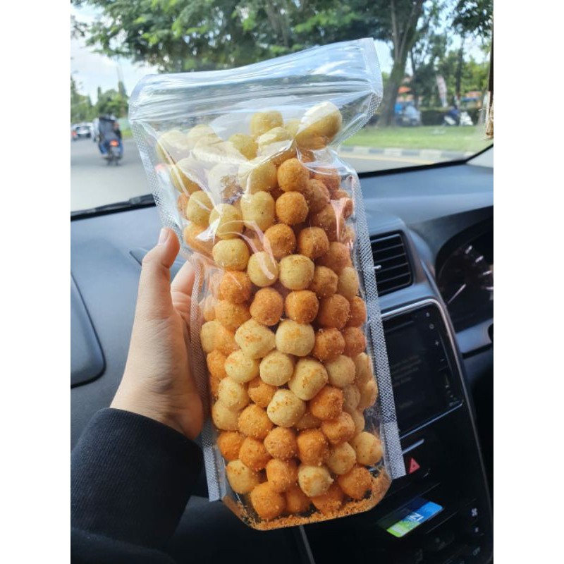

Chiki Ball Mix (Pedas,Asin,Manis)