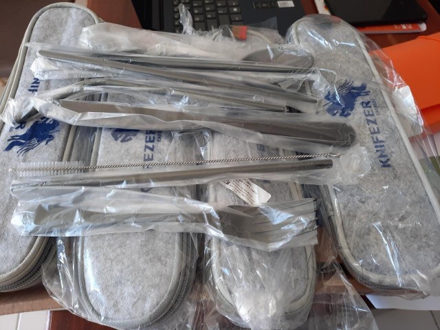 Set Alat Makan/sendok Garpu Pisau Sumpit Sedotan - Ea02300