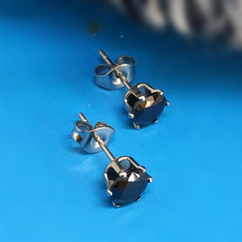 Anting Titanium Mata Satu korea pria&amp; wanita