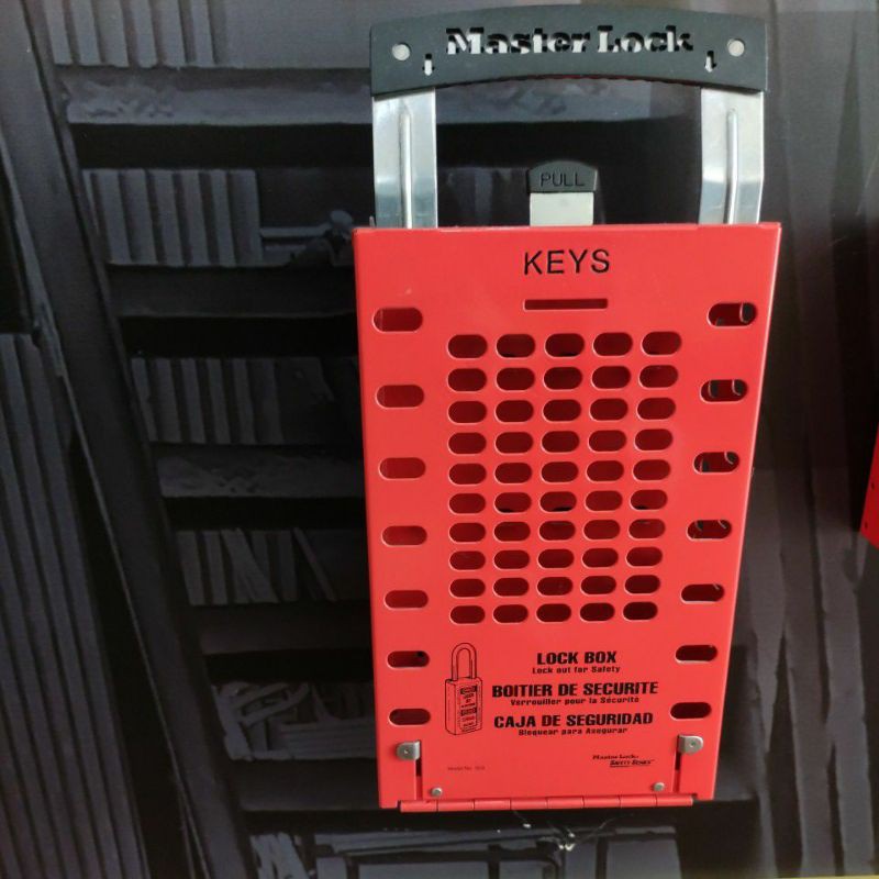 Jual Master Lock box Shopee Indonesia