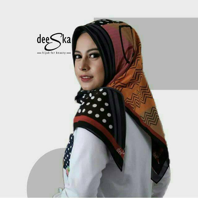 Hijab Segi Empat Bahan Voal - Voal Motif