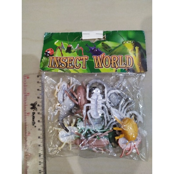 insect world/mainan anak hewan karet/ mainan SNI