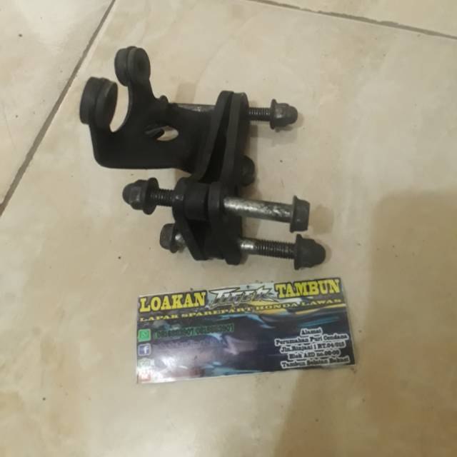 Pangkon mesin tiger revo