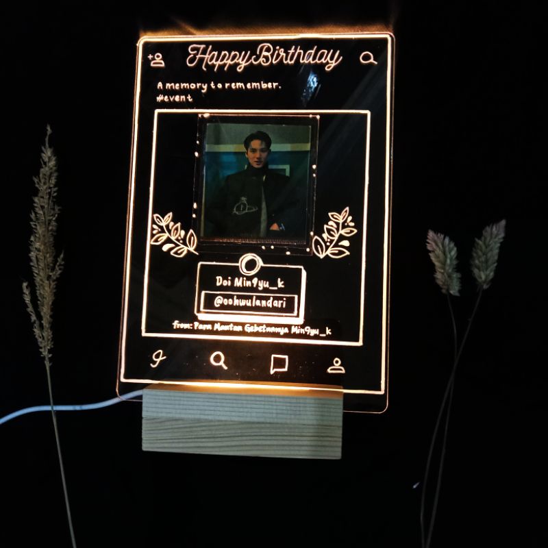 

Kado Hampers Gift box custom lampu akrilik oppa Korea ulang tahun/wedding/anniversary/graduation