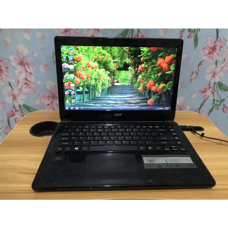 laptop acer aspire e1-422 amd e1 2gb ram hdd 500gb normal hitam 14inch