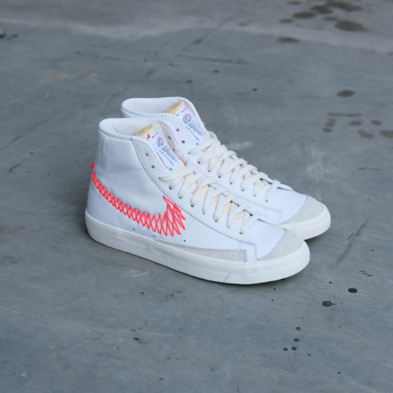zigzag nike blazers