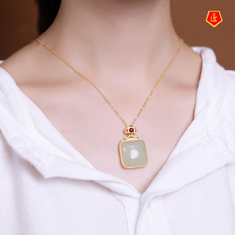 [Ready Stock]Hotian Jade Pendant Vintage Upscale Elegant Women's Necklace