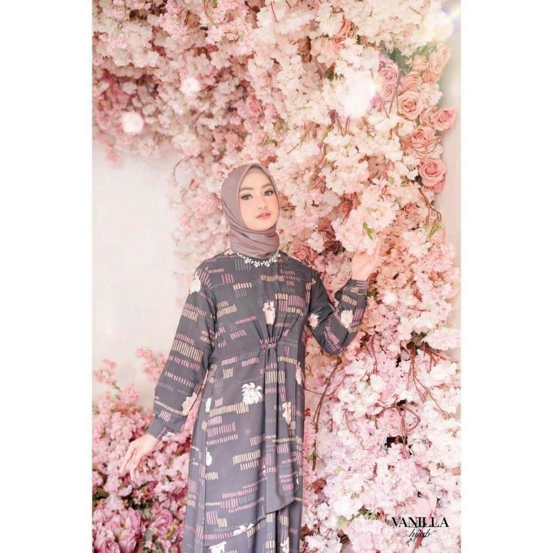 DRESS LOTUS VANILLA HIJAB SIZE XL