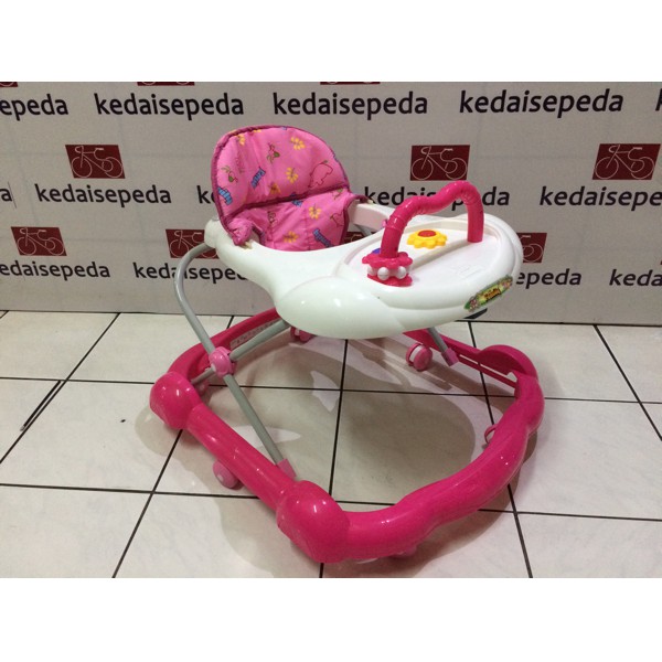 Baby Walker Family 136