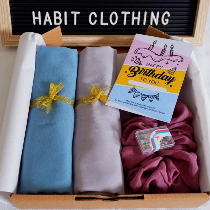 

Premium Product!!! Hampers Termurah Kado Gift Box Hijab Hadiah Ulang Tahun Wisuda - Paling Diminati