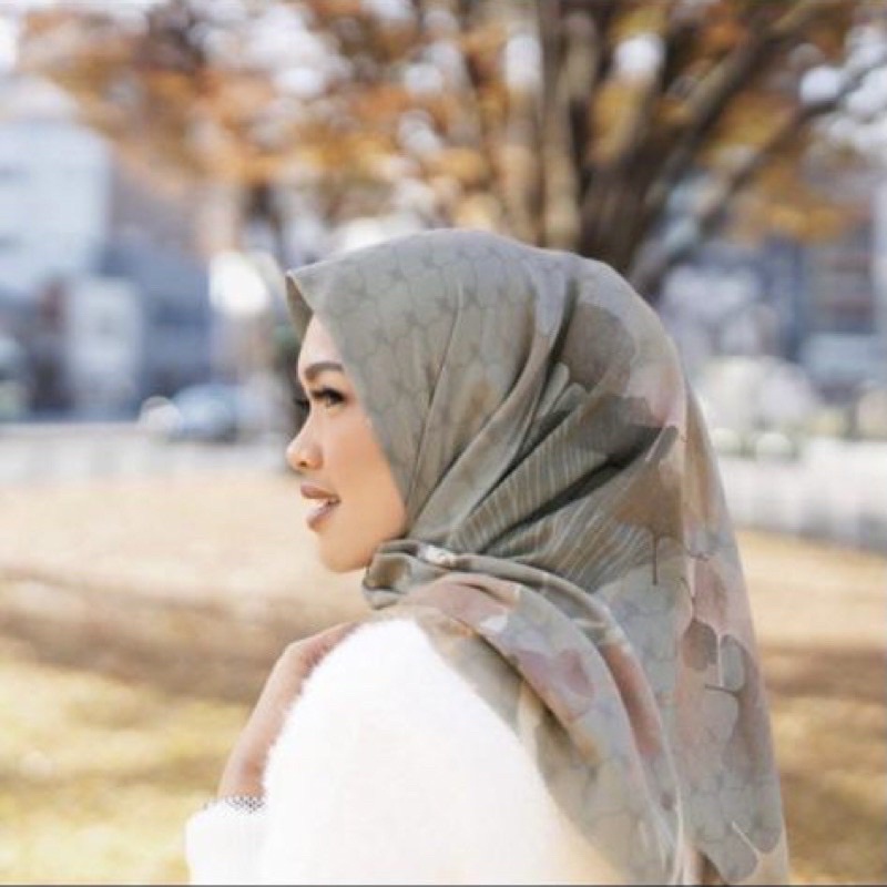 BUTTONSCARVES GINKGO SERIES (Preloved)