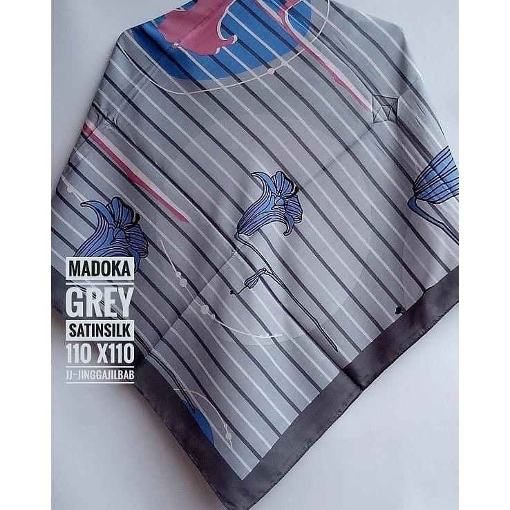 Hijab Umama Silk Motif 2