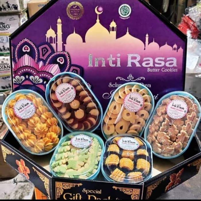 Paket kue kering lebaran biskuit kaleng malaysia khong guan bellarosa