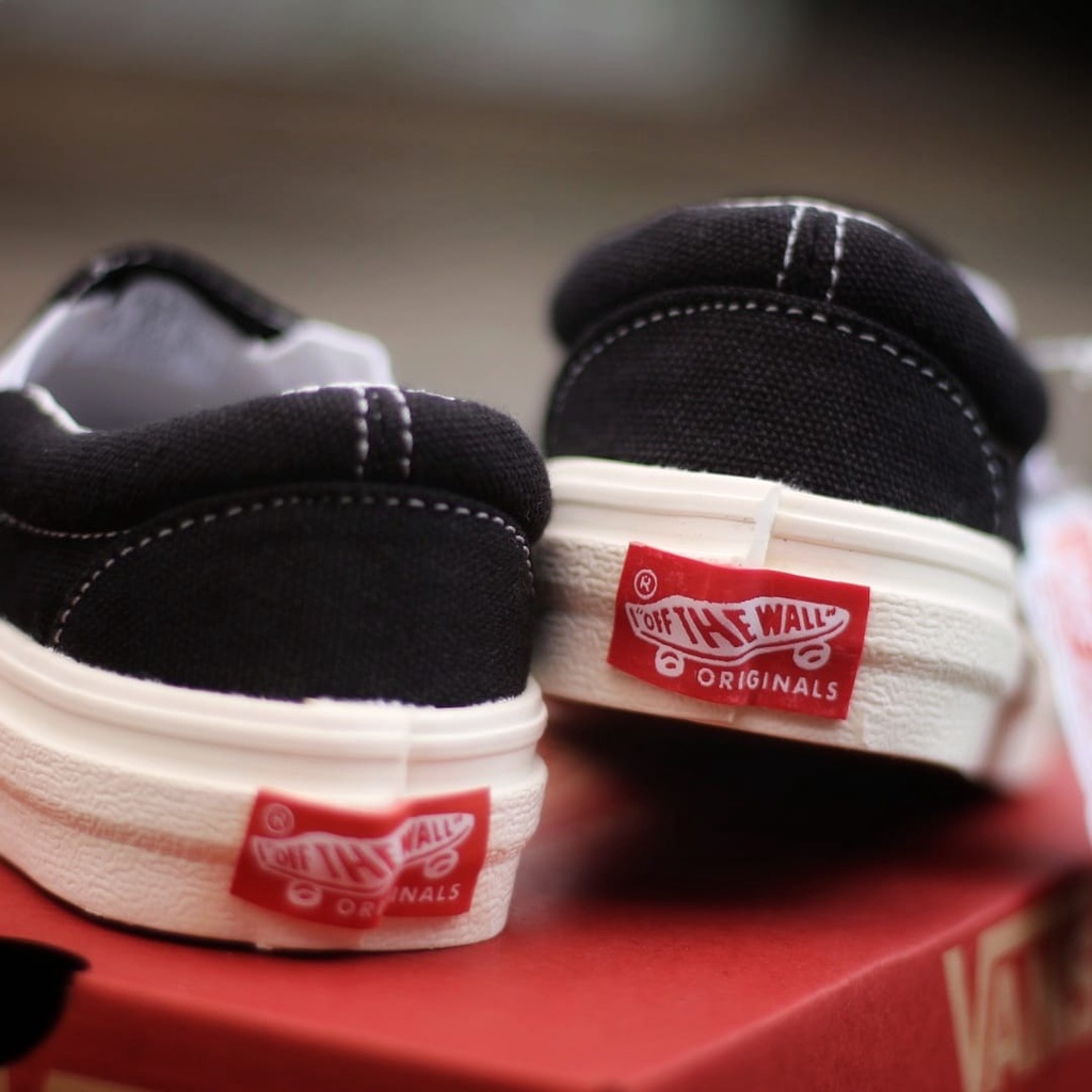 BEST QUALITY Sepatu Anak Vans Slip On OG Black White, Tapak Gum Outsole Anti Slip, Tag Made in China, Import Premium