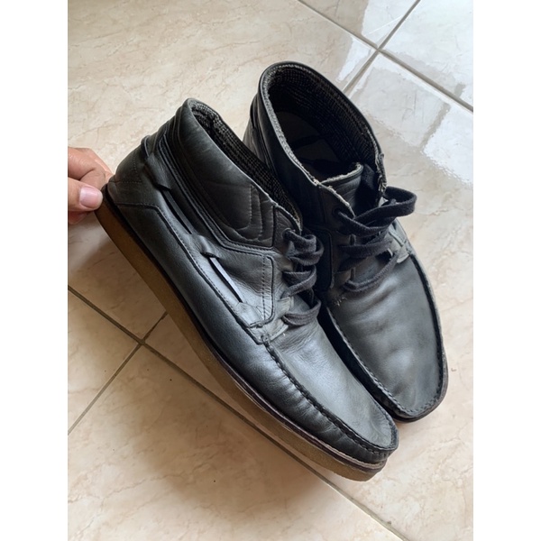 Sepatu Zara Man Z-75 bekas second sepatu leather kulit diskon 30%