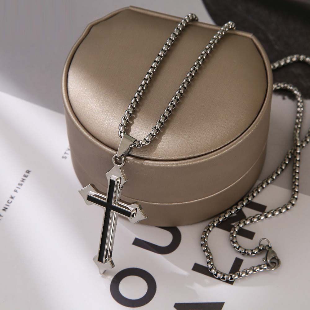 Needway  Party Gifts Cross Necklaces Vintage Clavicle Chains Men Necklaces Punk Stainless Steel Fashion Cool Gothic Street Style Cross Pendants/Multicolor