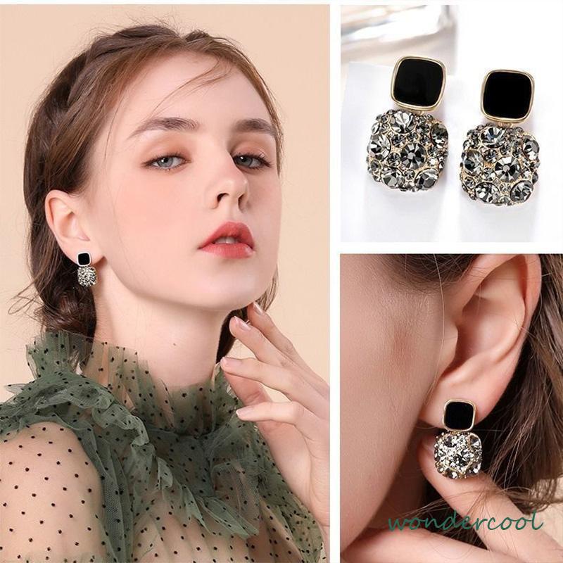 Anting Retro Mewah Siswa Perempuan Sederhana Temperamen Fashion Anting Murah Hati-Won