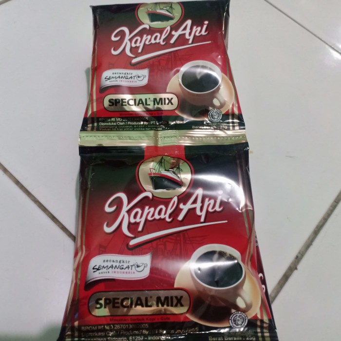 

vf2011vf Kopi Kapal Api Sachet Renceng 25Gr / Kopi Kapal Api Spesial Mix Ds20X11