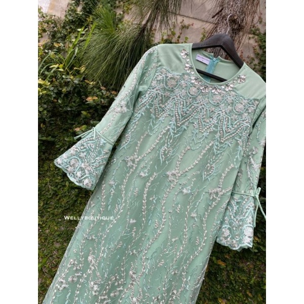 Gamis pesta wisuda lebaran welly boutique butik preloved premium original