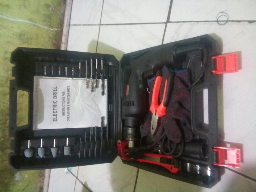 Impact Drill Uchiha 13mm Mesin Bor Beton Besi Kayu Full Set Koper