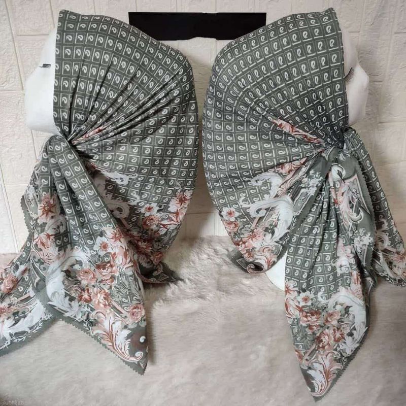 Hijab Motif Radwah / Hijab Branded Segiempat