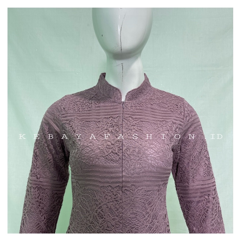 Kebaya / Kebaya Modern / Brokat / Tunik Brokat / Kebaya Modern Brukat / Kebaya Tunik Brukat / Tunik Brukat