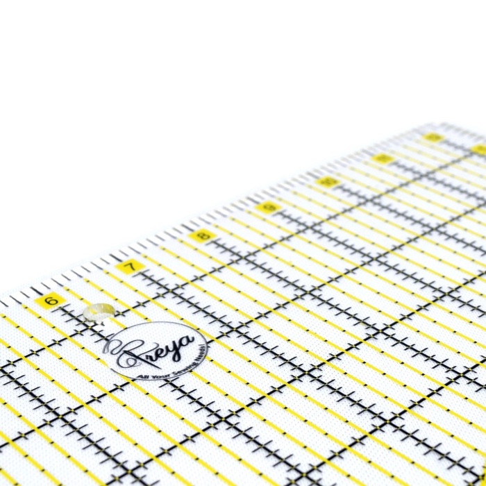 

Penggaris Quilting Persegi 12,5 inci - Square Quilting Ruler 12-1/2" promo
