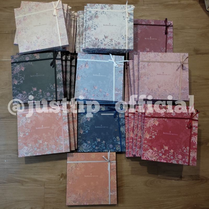 Buttonscarves Dubai Series Black Ruby Vanilla Ivory Limited Edition