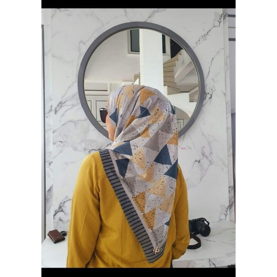 segi empat journey ori motif L.E SEIRA series, kerudung journey ori motif, journey premium