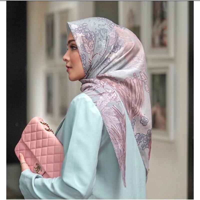 buttonscarves lilac series