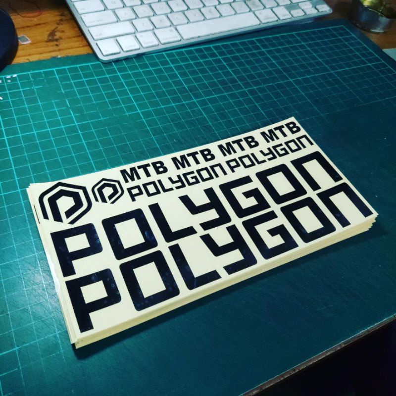 

Sticker Cutting Polygon 1 set