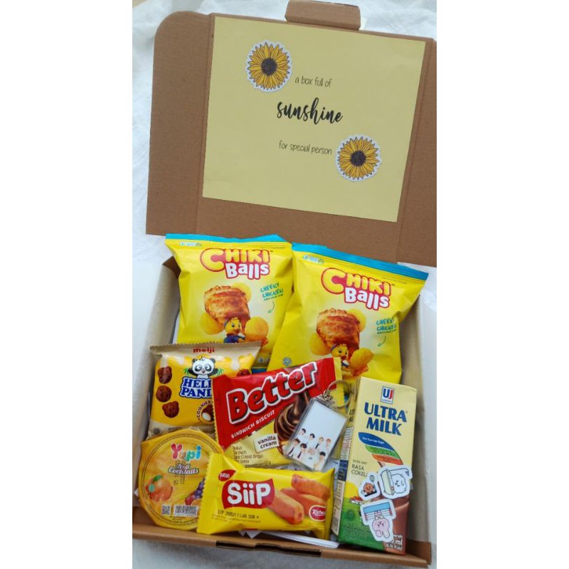 

snack box/hampers snack/kado ultah/kado wisuda