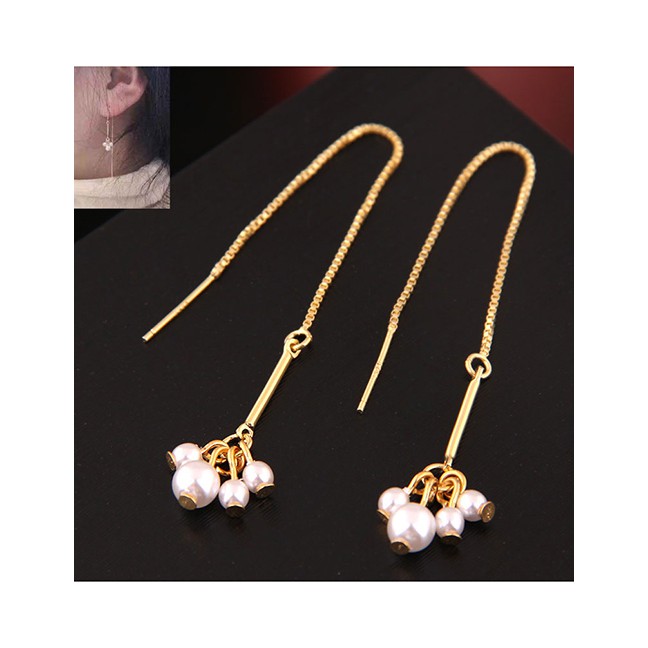 LRC Anting Tusuk Fashion Copper Plated Gold Pearl Stud Earrings A59103