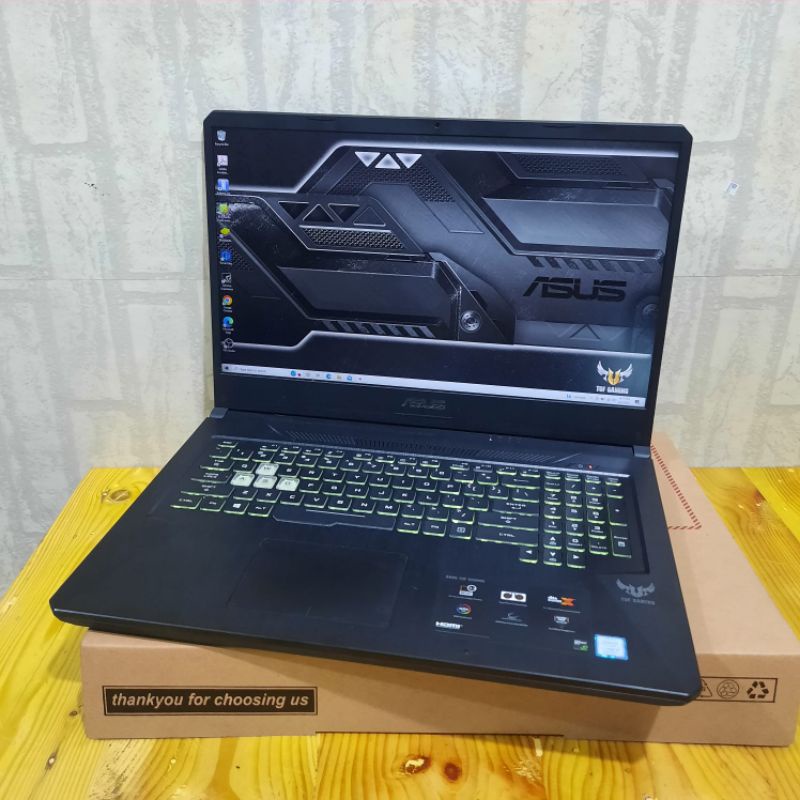 Laptop ASUS TUF GAMING FX705G COR i7 GEN 8 RAM 8GB/SSD 512GB GTX1060 6GB Dedicated Aura  RGB keyboard