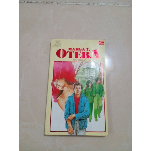 novel Marga T OTEBA buku kesatu   r
