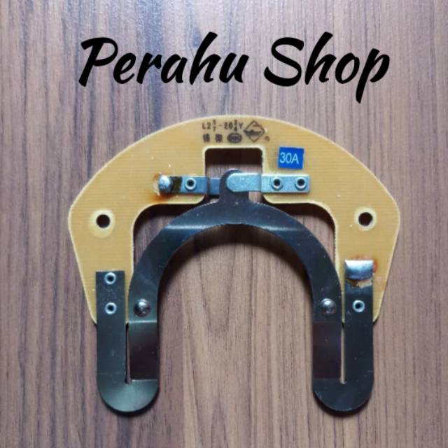 Contact Breaker atau Platina L25-204Y  Dinamo Mesin