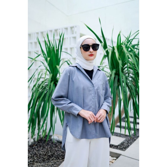 LAUDYA WINCA KHARON BASIC Trend hijabers terbaru kuliah baju cewek atasan formal look kemeja kerja k