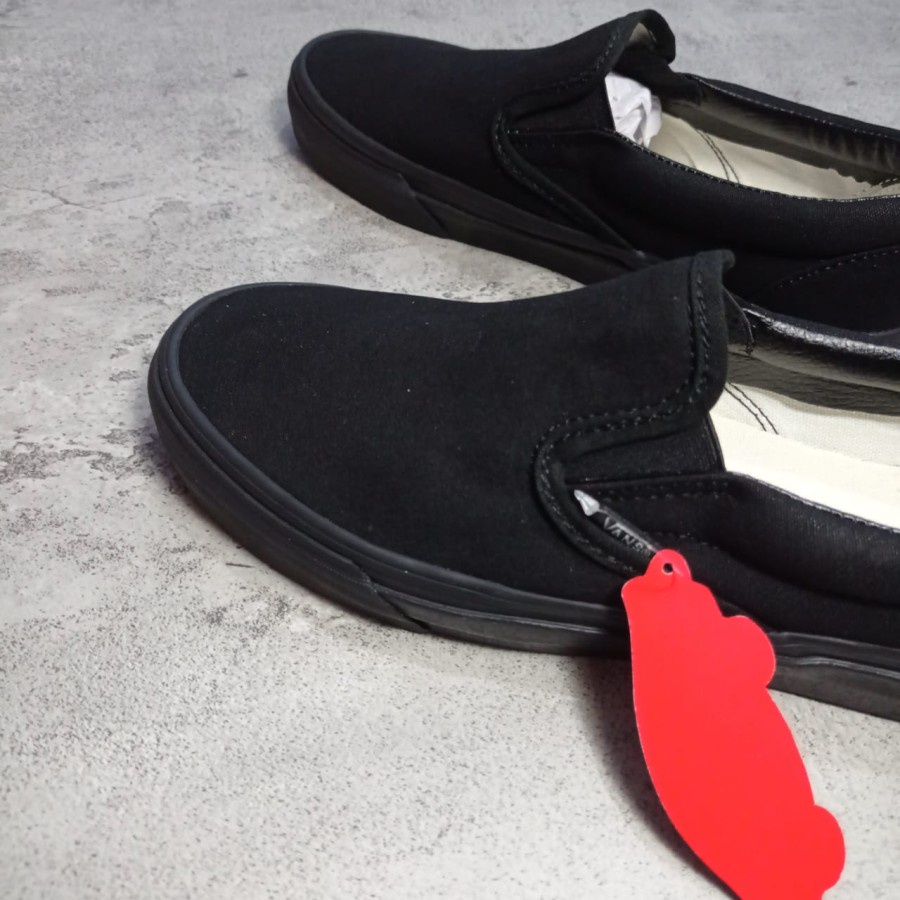 Sepatu Pria Vans Old Skool Slip On Sepatu Slip On Pria Vans Kanvas - slip on hitam, 39