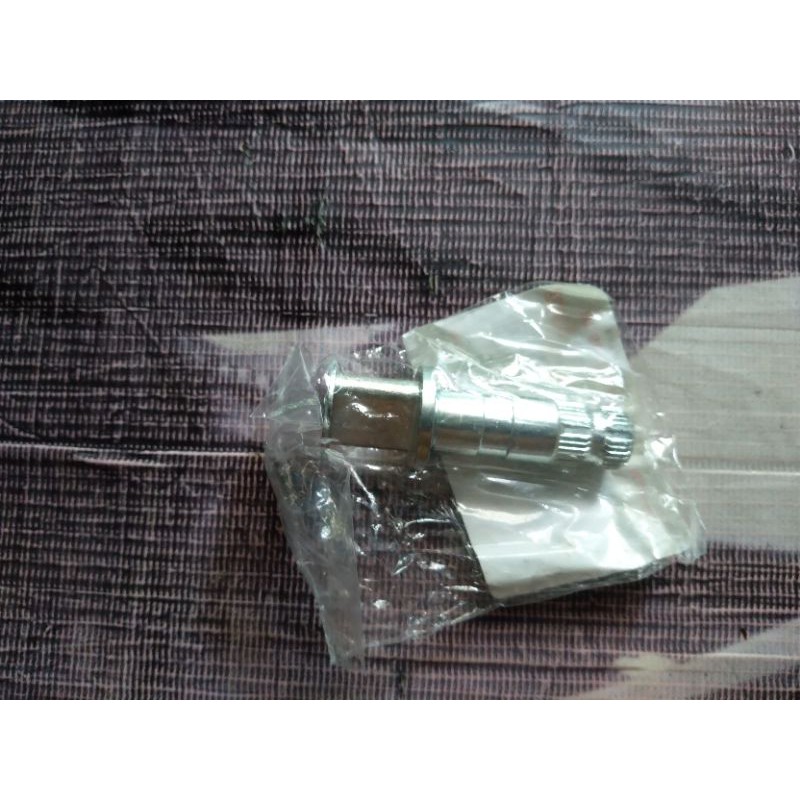 as paha rem belakang Suzuki spin125