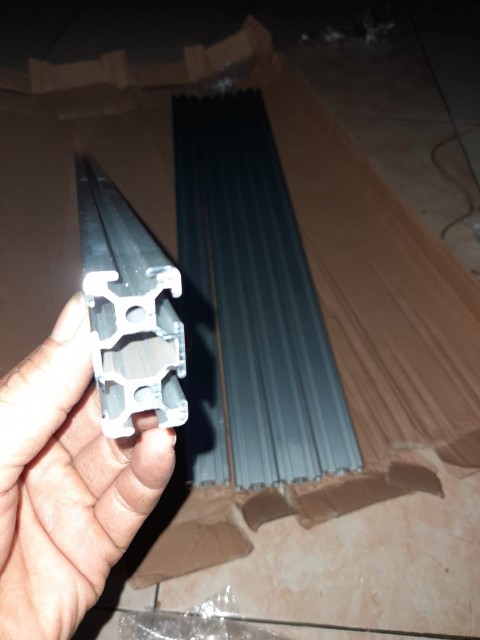 Aluminium Profile 2040, P =  1 Cm