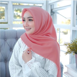 SEGI EMPAT BELLA SQUARE WARNA 1 Jilbab Cotton Bella 