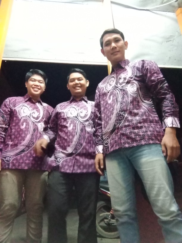 Batik Pria Uwer Dasaran Ungu Lapis Furing Reguler Fit M L Xl / Masbatiksolo