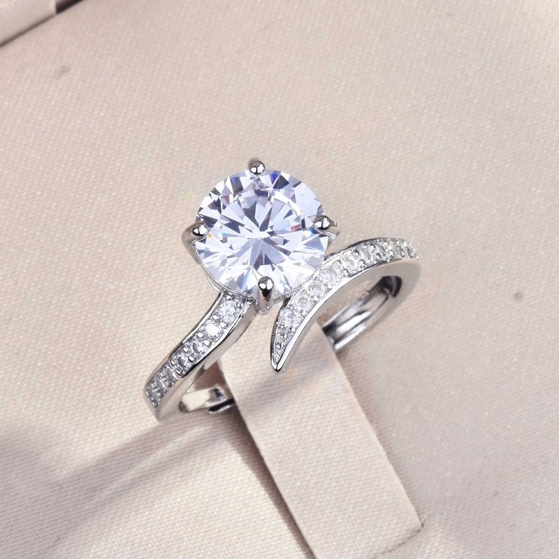 Luxury Fashion Natural Moissanite Eight Hearts and Eight Arrows Wedding Ring