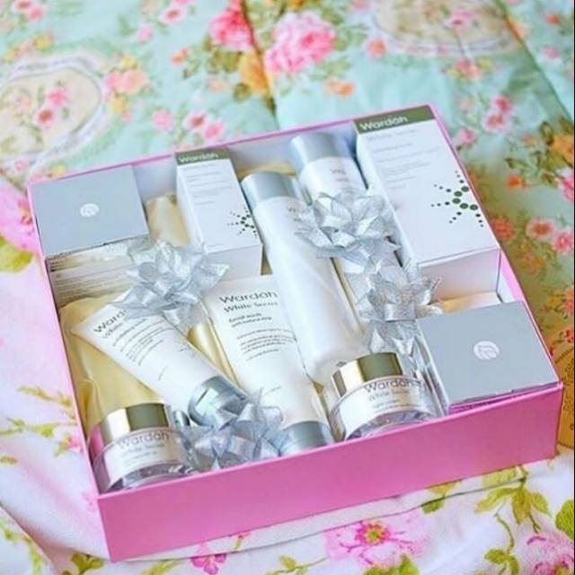 Paket wardah white secret