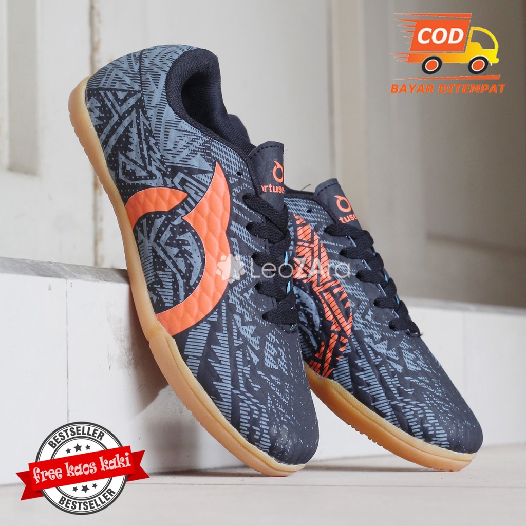 Sepatu Futsal Anak Ourtuseight Jogosala X Catalyst New Varian Biru Dan Hitam