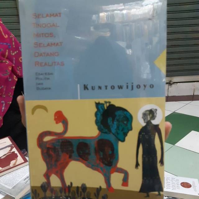 Selamat Tinggal Mitos, Selamat Datang Realitas