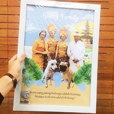 

Desain ilustrasi + Frame Putih A3